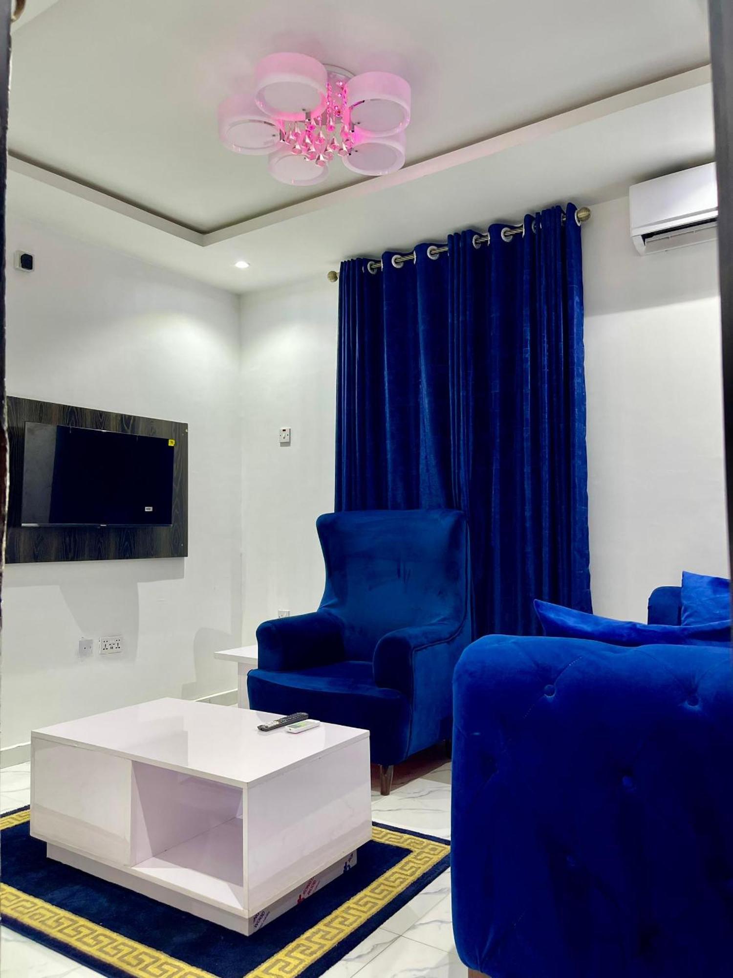 Blueocean.Cog Apartments Benin City Exteriör bild